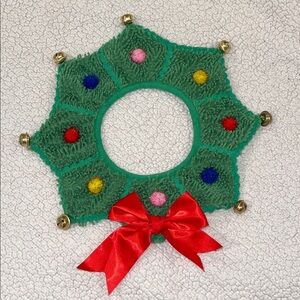 Dog/Cat Festive Green Wreath with Red Bow and Bells